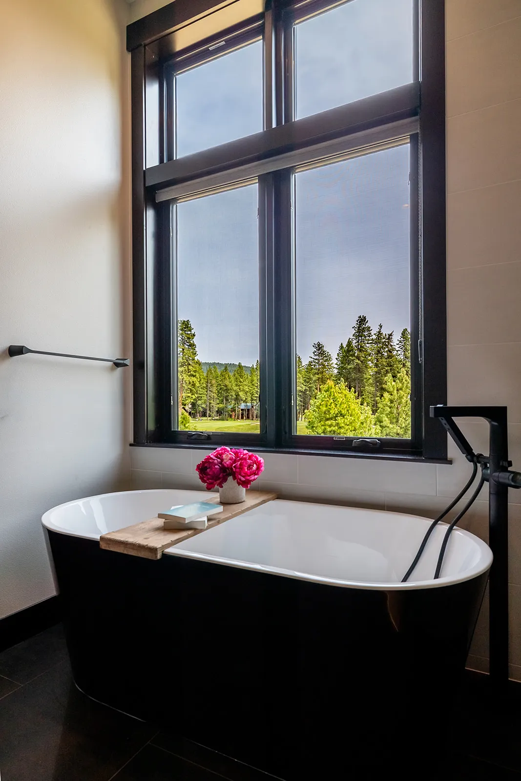 Suncadia Bathroom Design Freestanding Tub Illuminated Vanity